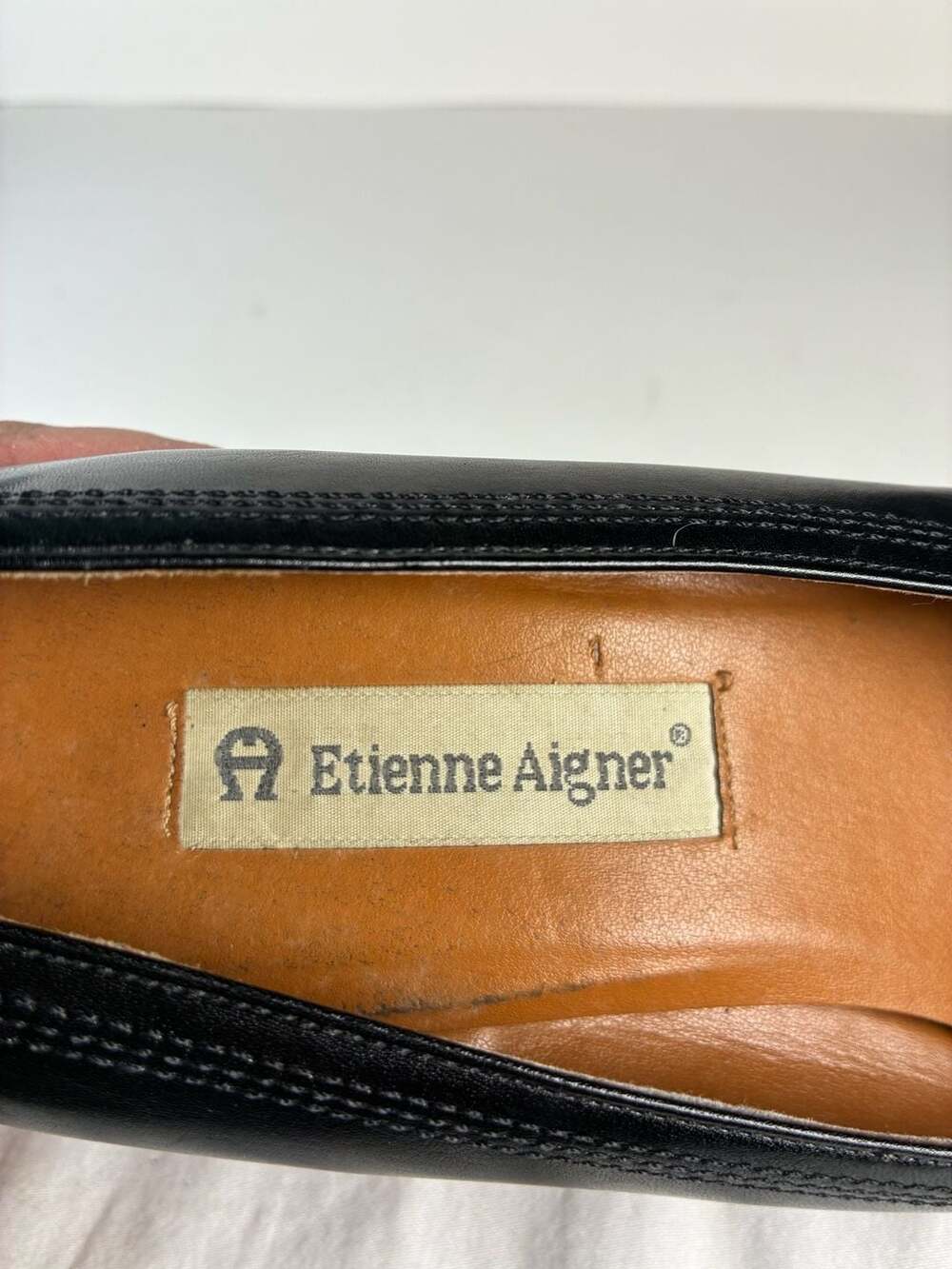 Etienne Aigner Black Leather Classic Minimalist Pointed Toe Heels Size 8.5 M - Picture 9 of 9